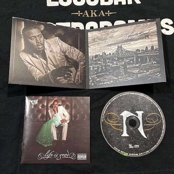 Nas Life is good Deluxe CD and Exclusive T-Shirt - Picture 6 of 7